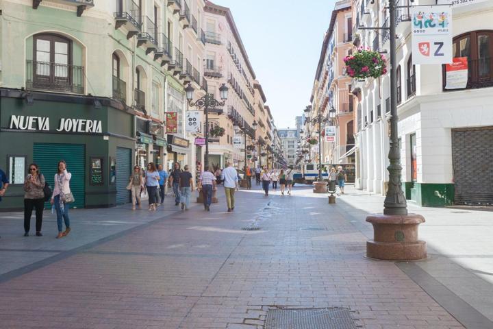 Piso moderno y luminoso en alquiler en plena calle Alfonso photo 0