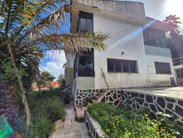 CASA-CHALET EN SANTA BRIGIDA photo 0