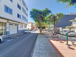 Se vende piso en Santa María de guía photo 0