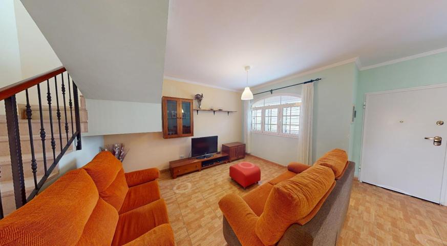 Unifamiliar Pareada En venta en Tamaraceite, Las Palmas De Gran Canaria photo 0