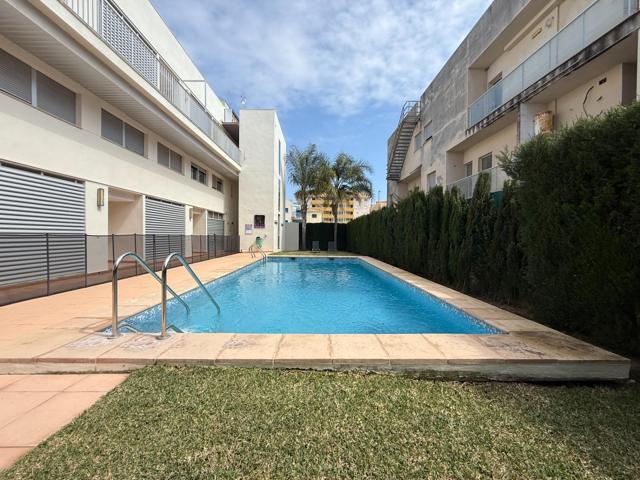 Exclusivo bajo dúplex en la Playa de Miramar – Terraza de 50 m², parking privado y a solo 120 metros photo 0