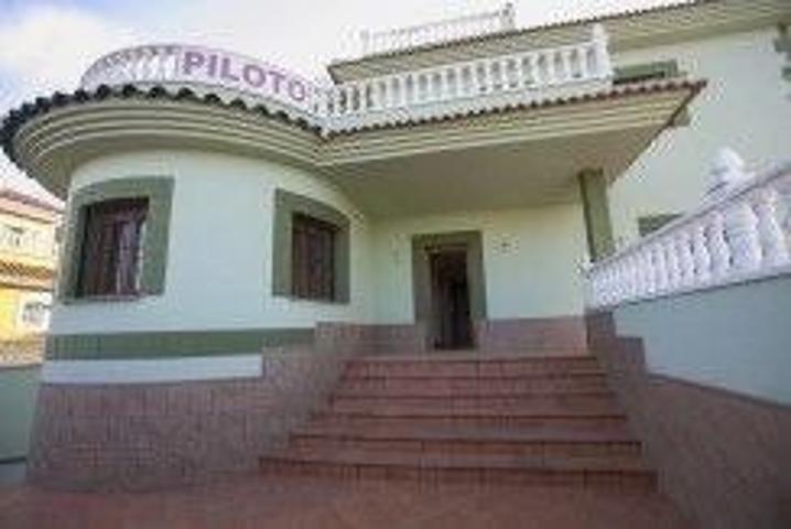 Casa En venta en Los Balcones - Los Altos Del Edén, Torrevieja photo 0