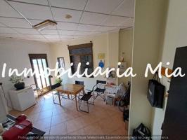 SE VENDE GRAN LOCAL COMERCIAL EN LA MEJOR ZONA PUERTO LUMBRERAS photo 0