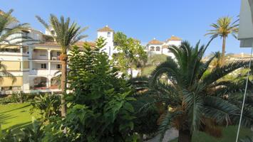 Piso en venta en Benalmádena de 75 m2 photo 0