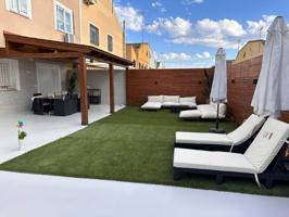 Chalet pareado en venta en Las Lomas(45223) photo 0