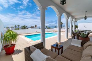 En Exclusiva: Villa con vistas al mar Playa Blanca, Lanzarote photo 0