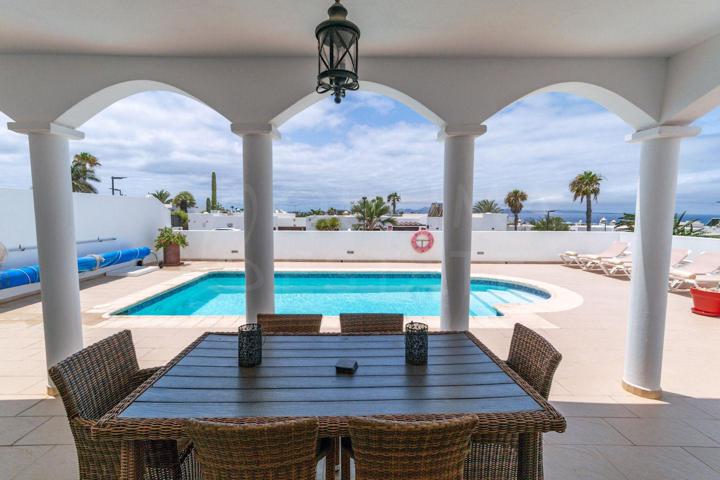 REF.412 Villa with sea view for sale near Playa Flamingo, Playa Blanca photo 0