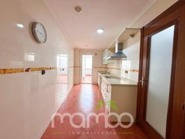 PISO EN VENTA EN PLENO CENTRO DE VÉLEZ-MÁLAGA photo 0