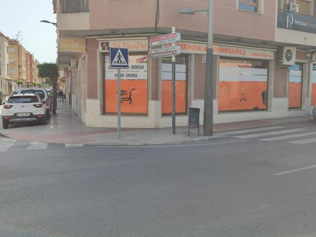 Oficina En venta en Almoradí, Almoradi photo 0
