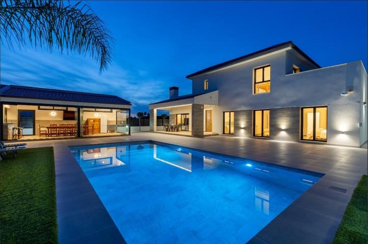 Casa En venta en Catral, Catral photo 0