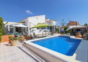 Casa En venta en Los Almendros-La Florida, Orihuela Costa photo 0