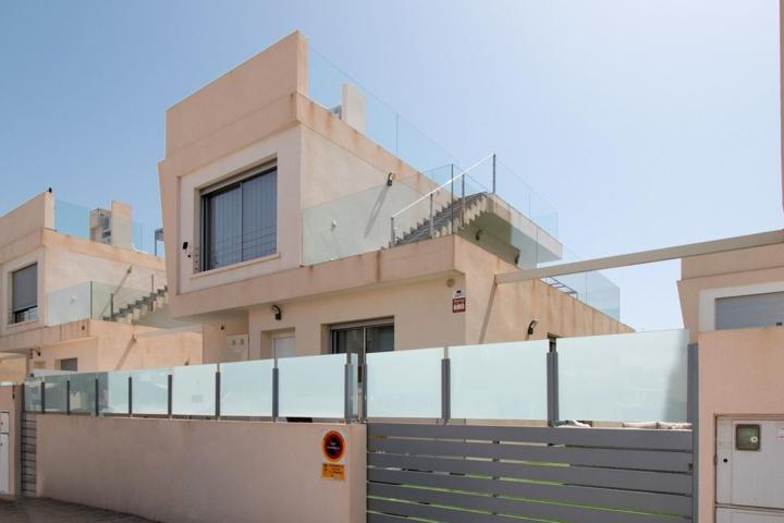 Unifamiliar En venta en Pueblo Latino, Pilar De La Horadada photo 0