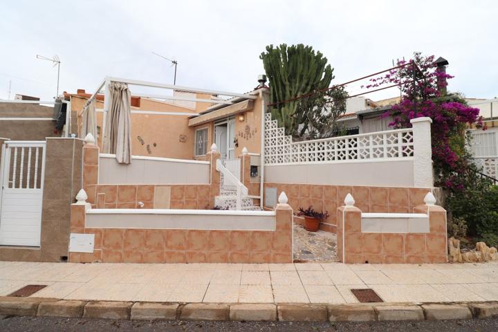 Casa De Campo En venta en Urbanizaciones, Guardamar Del Segura photo 0
