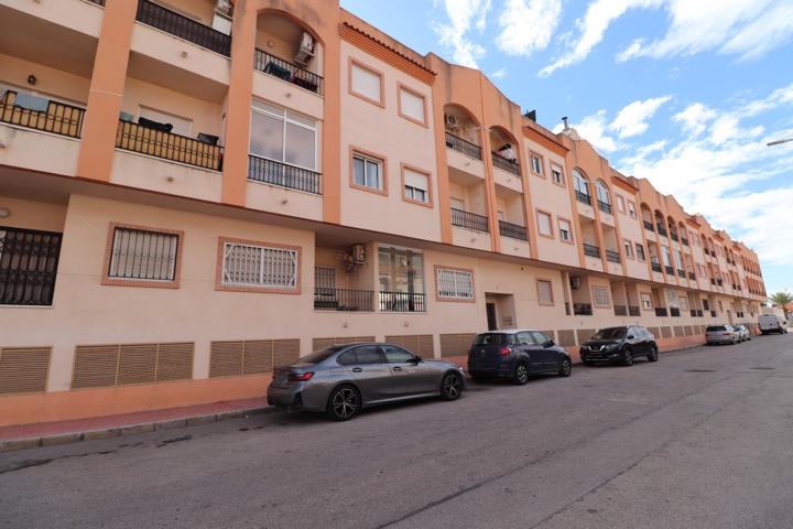 Piso En venta en Comunidad Valenciana, San Isidro photo 0