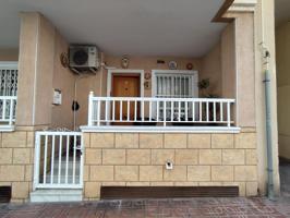 Piso En venta en Torrevieja, Torrevieja photo 0