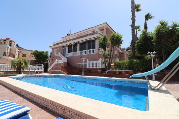 Unifamiliar En venta en Comunidad Valenciana, Almoradi photo 0