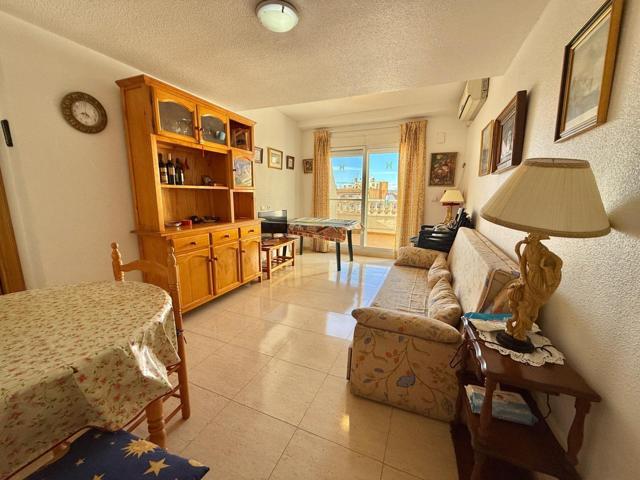 Piso En venta en Centro, Torrevieja photo 0