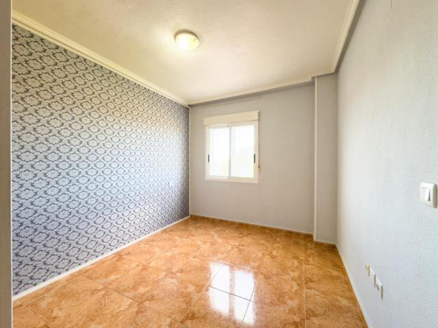 Piso En venta en Centro, Torrevieja photo 0