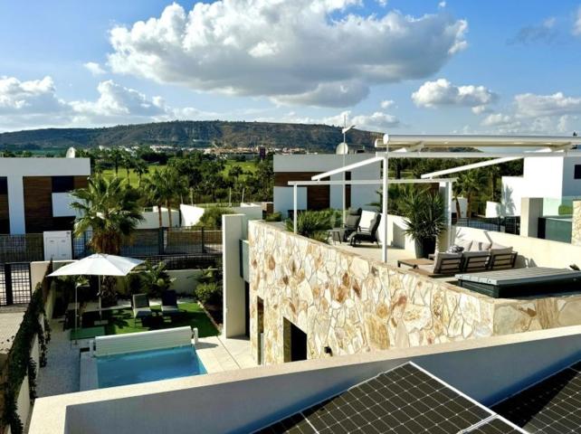 Casa En venta en Pueblo 3, Algorfa photo 0