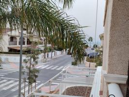 🏖️ Bungalow mediterráneo de 3 plantas con buhardilla a 500 m de la Playa Tamarit photo 0