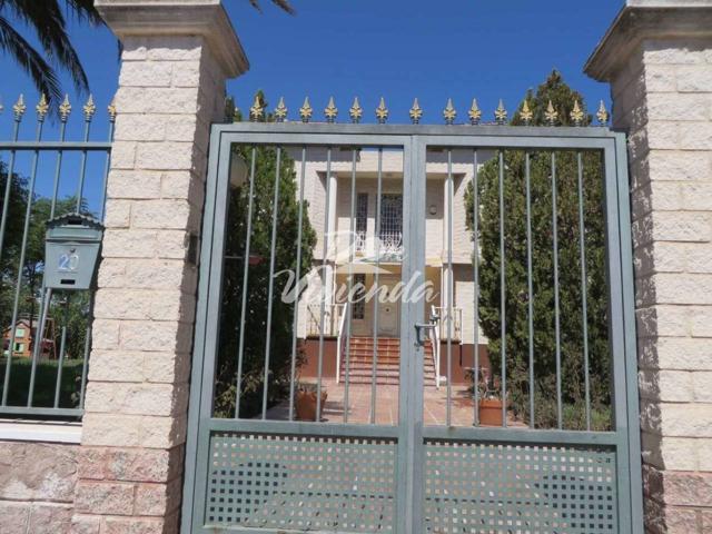 Chalet independiente en venta en Murcia photo 0