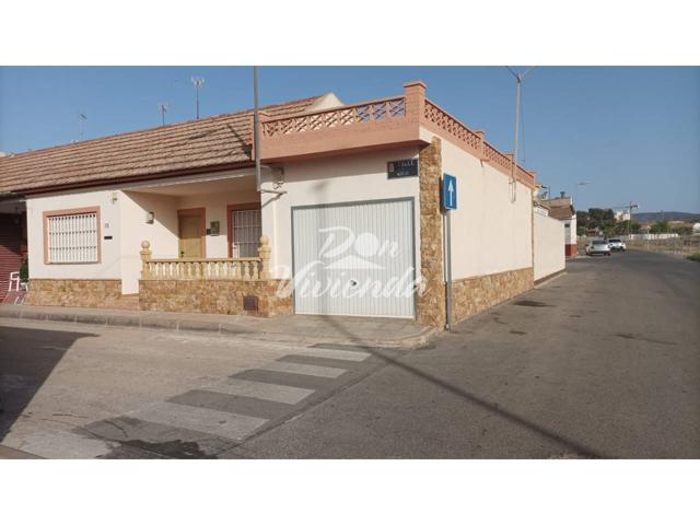 PLANTA BAJA EN ESQUINA SUCINA CON PISCINA INDEPENDIENTE EN LA MISMA VIVIENDA SIN COMUNIDAD photo 0