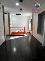 Oportunidad de Inversión en Pleno Casco Antiguo de Alicante: Local Comercial con Traspaso photo 0