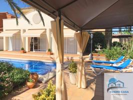 🌴✨ Vive el lujo mediterráneo en este chalet de ensueño a solo 500 metros del mar photo 0