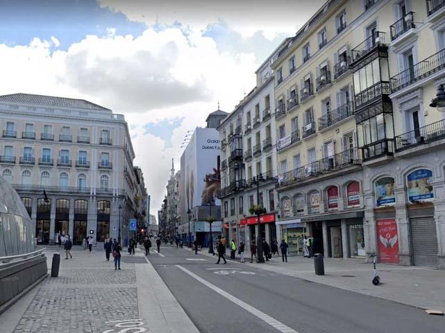 ▷ Local comercial en Puerta del Sol Madrid en Rentabilidad photo 0