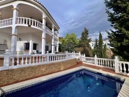 Chalet unifamiliar en venta en Torreblanca del Sol photo 0