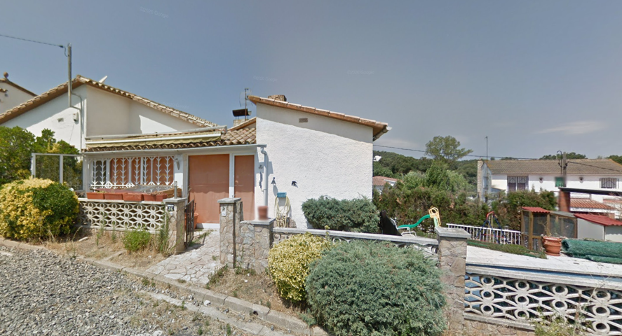 Villa En venta en Llagostera photo 0