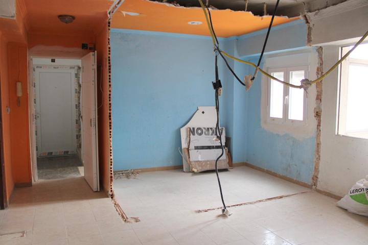 Piso En venta en Oliva Pueblo, Oliva photo 0