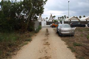 Terreno Urbanizable En venta en Platja De Oliva, Oliva photo 0
