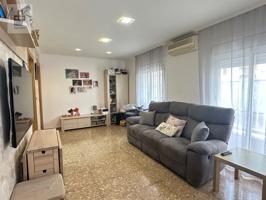 Piso En venta en Sant Boi De Llobregat photo 0