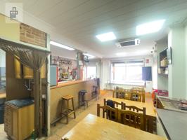 Local En venta en Castelldefels photo 0