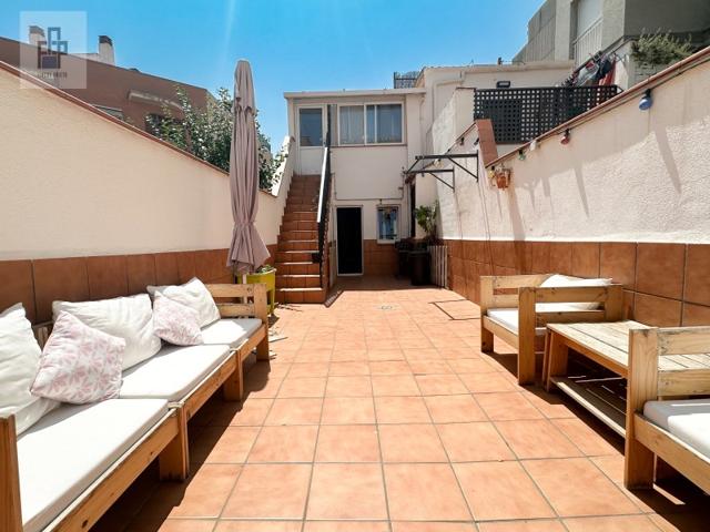 Piso En venta en Sant Boi De Llobregat photo 0