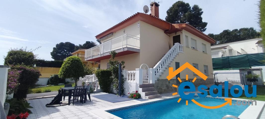 OPORTUNIFDAD !!! Chalet Independiente con Piscina !!! photo 0