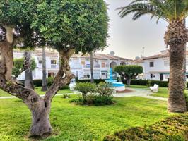 CHALET ADOSADO, EN TORREVIEJA photo 0