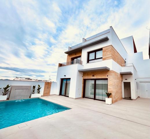 CHALET PAREADO TIPO VILLA CON PISCINA, EN BENIJOFAR (ALICANTE) photo 0