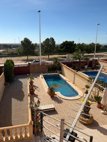 CHALET EN URBANIZACION BONA VISTA DE ELCHE (ALICANTE) photo 0