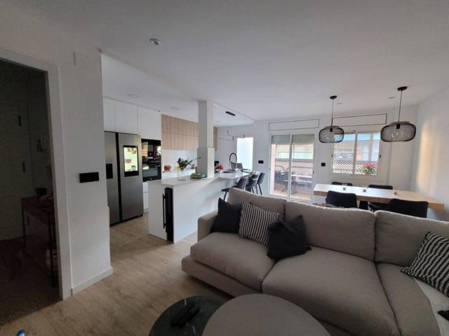 Piso en venta en Can Clos-Els Pinetons(08291) photo 0