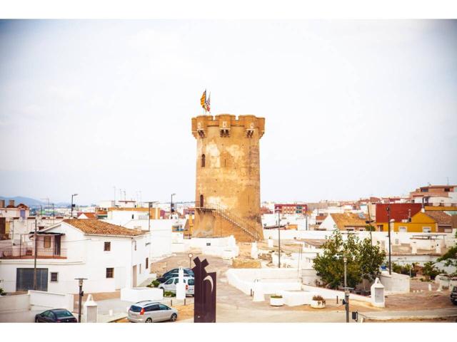 ¡Oportunidad en Paterna! Vivienda luminosa en el barrio de Alborgi photo 0