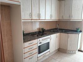 Se vende piso en Avenida santa Isabel photo 0