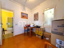Piso en venta en Passatge Garcia y Robles en Barcelona photo 0