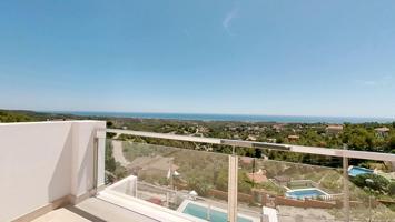 Casa - Chalet en venta en Cunit de 210 m2 photo 0