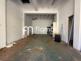 Local en venta en Barcelona de 208 m2 photo 0