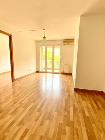 Piso en venta en Vilanova i la Geltrú de 87 m2 photo 0
