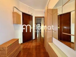 Piso en venta en calle Marina en Barcelona photo 0