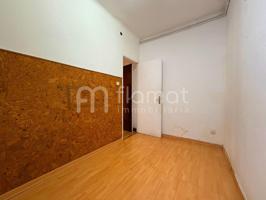Piso en venta en Passeig Sant Joan en Barcelona photo 0