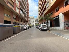 Plaza de Parking en venta en Carrer de Joaquim Ruyra en Barcelona photo 0
